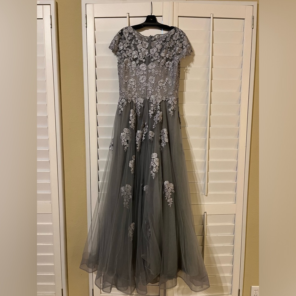 La femme embellished mesh A-line ball gown in silver - Picture 2 of 4